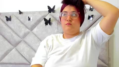 Zoe Kley online show from 24, 12, 2024