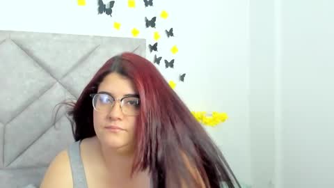 Zoe Kley online show from 1, 2, 2025