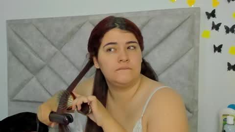 Zoe Kley online show from 8, 2, 2025