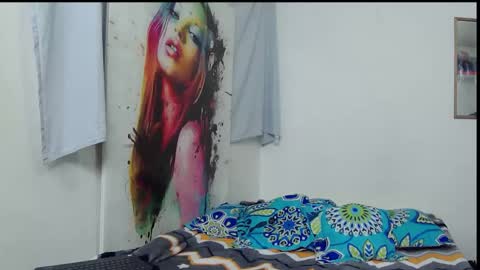 Snapshot of zoethorner chatting on 15, 4, 2026 zoethorner online show from 15, 4, 2026