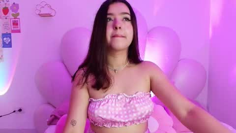 Snapshot of zoewillian chatting on 19, 9, 2025 zoewillian online show from 19, 9, 2025