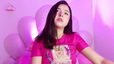 Snapshot of zoewillian chatting on 7, 10, 2025 zoewillian online show from 7, 10, 2025