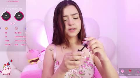 Snapshot of zoewillian chatting on 27, 11, 2025 zoewillian online show from 27, 11, 2025