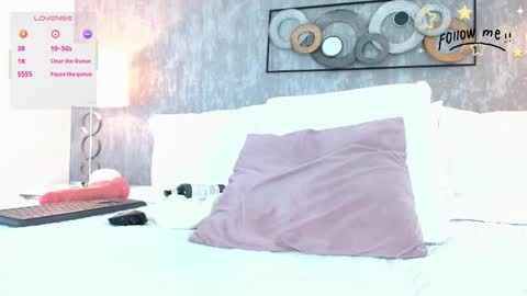 Snapshot of zoey_it chatting on 9, 3, 2026 zoe online show from 9, 3, 2026