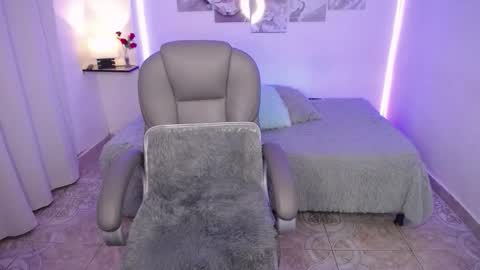 zoey online show from 28, 9, 2025