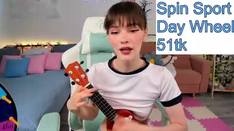 Zoey Lane online show from 27, 6, 2026