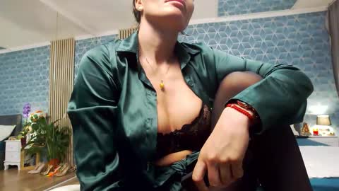 Zoey online show from 3, 11, 2025