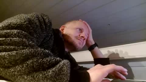 Snapshot of zolexthomas chatting on 15, 12, 2024 zolexthomas online show from 15, 12, 2024