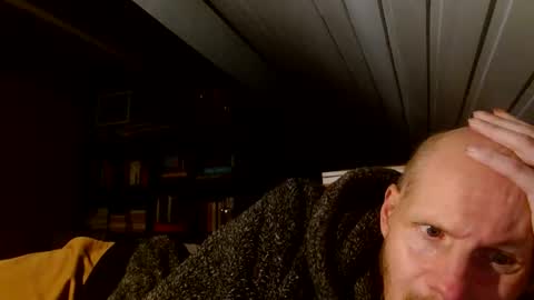 Snapshot of zolexthomas chatting on 3, 1, 2025 zolexthomas online show from 3, 1, 2025