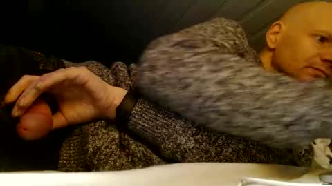 Snapshot of zolexthomas chatting on 17, 2, 2025 zolexthomas online show from 17, 2, 2025