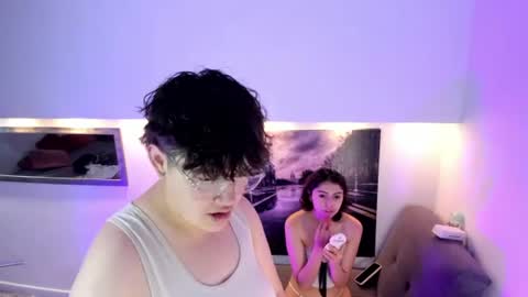 Snapshot of zooble_28 chatting on 6, 7, 2026 Nick And Mia online show from 6, 7, 2026
