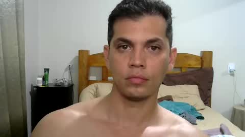 Snapshot of zoro_00 chatting on 22, 11, 2025 zoro_00 online show from 22, 11, 2025