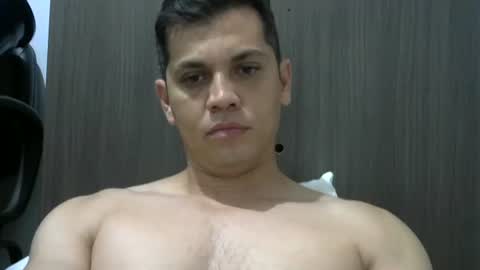 Snapshot of zoro_00 chatting on 24, 11, 2025 zoro_00 online show from 24, 11, 2025