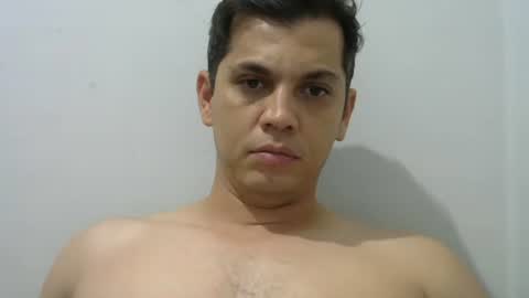 Snapshot of zoro_00 chatting on 14, 12, 2025 zoro_00 online show from 14, 12, 2025