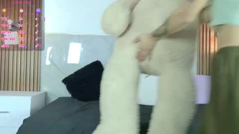 Snapshot of zorravioleta chatting on 4, 2, 2026 Violeta online show from 4, 2, 2026