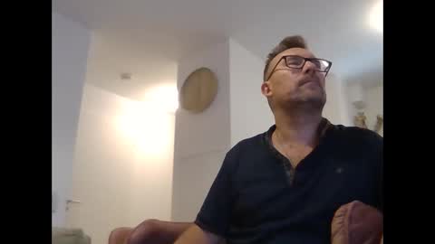 Snapshot of zozorre30000 chatting on 14, 9, 2025 zozorre30000 online show from 14, 9, 2025