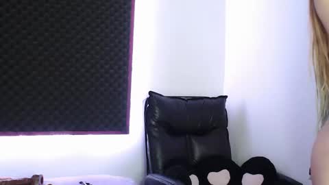 Snapshot of zpzphot chatting on 25, 10, 2025 zpzphot online show from 25, 10, 2025