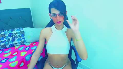 Snapshot of zulramth chatting on 17, 5, 2026 zulramth online show from 17, 5, 2026