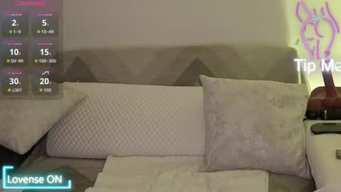 Snapshot of zuly_zahir_01 chatting on 24, 7, 2026 zuly goode online show from 24, 7, 2026