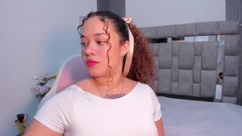 Zuly  online show from 17, 11, 2025