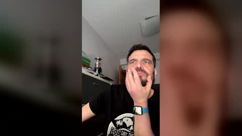 zurdineno online show from 29, 4, 2026