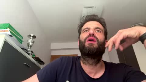 Snapshot of zurdineno chatting on 13, 6, 2026 zurdineno online show from 13, 6, 2026
