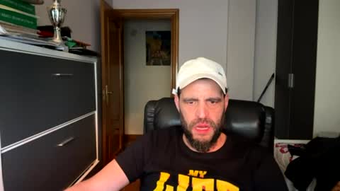 Snapshot of zurdineno chatting on 25, 6, 2026 zurdineno online show from 25, 6, 2026