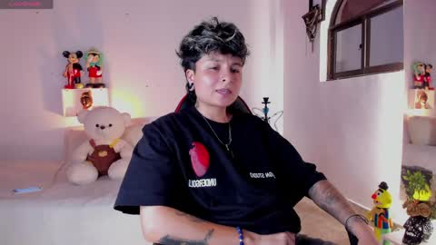 Snapshot of zuryramirez_ chatting on 15, 5, 2026 Zury Ramirez online show from 15, 5, 2026