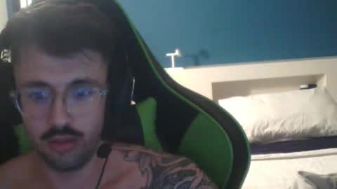 Snapshot of zusta10 chatting on 17, 11, 2025 zusta10 online show from 17, 11, 2025