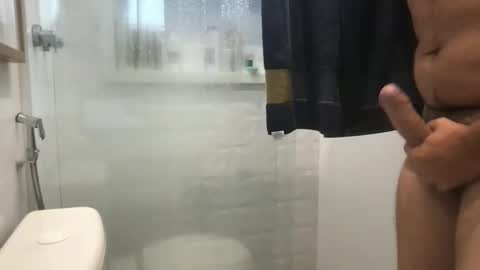 Snapshot of zwetty chatting on 21, 10, 2025 zwetty online show from 21, 10, 2025