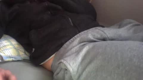 Snapshot of zyggy87 chatting on 4, 12, 2025 zyggy87 online show from 4, 12, 2025