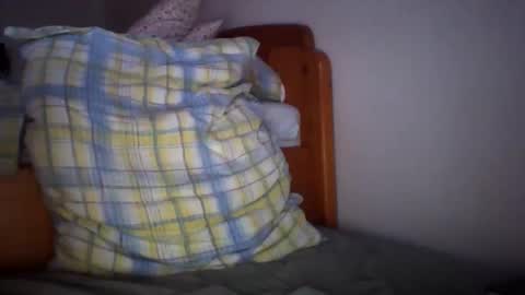 Snapshot of zyggy87 chatting on 14, 12, 2025 zyggy87 online show from 14, 12, 2025