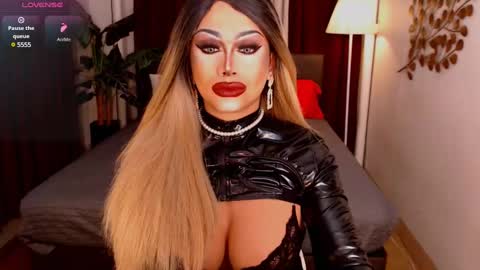 Snapshot of zyradom chatting on 4, 3, 2025 zyradom online show from 4, 3, 2025