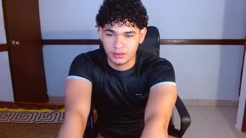 Snapshot of zyrosxk chatting on 11, 3, 2026 antonio felipe online show from 11, 3, 2026