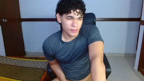 Snapshot of zyrosxk chatting on 20, 3, 2026 antonio felipe online show from 20, 3, 2026