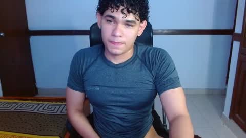 Snapshot of zyrosxk chatting on 21, 3, 2026 antonio felipe online show from 21, 3, 2026