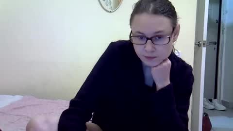Zyuhre online show from 7, 12, 2024