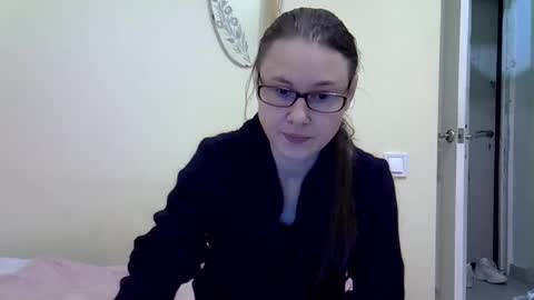 Zyuhre online show from 7, 12, 2024