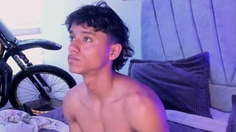 Snapshot of zyzz_1812 chatting on 19, 9, 2025 zyzz_1812 online show from 19, 9, 2025