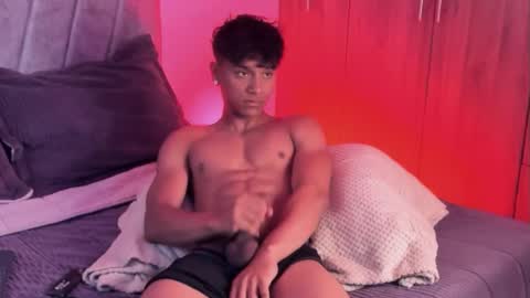 zyzz_1812 online show from 1, 10, 2025