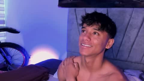 zyzz_1812 online show from 22, 10, 2025