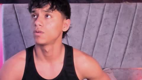 Snapshot of zyzz_1812 chatting on 6, 1, 2026 zyzz_1812 online show from 6, 1, 2026