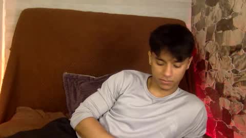 zyzz_1812 online show from 1, 2, 2026