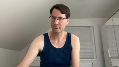 Snapshot of zzz123_cam chatting on 2, 5, 2026 zzz123_cam online show from 2, 5, 2026