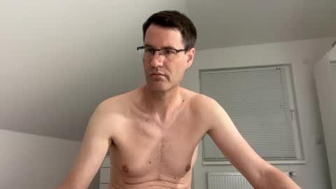 Snapshot of zzz123_cam chatting on 4, 6, 2026 zzz123_cam online show from 4, 6, 2026