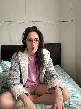 Lunaabbey online show from 29, 3, 2026