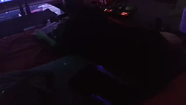 Snapshot of davidgntxxxxx chatting on 17, 9, 2025 davidgntxxxxx online show from 17, 9, 2025