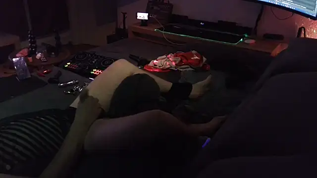 Snapshot of davidgntxxxxx chatting on 27, 9, 2025 davidgntxxxxx online show from 27, 9, 2025