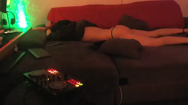 Snapshot of davidgntxxxxx chatting on 26, 10, 2025 davidgntxxxxx online show from 26, 10, 2025