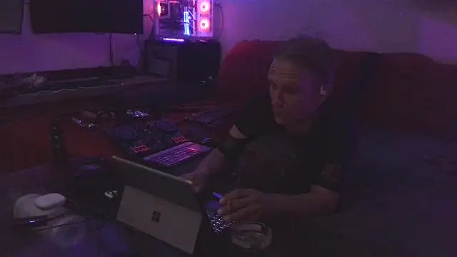 davidgntxxxxx online show from 30, 4, 2026